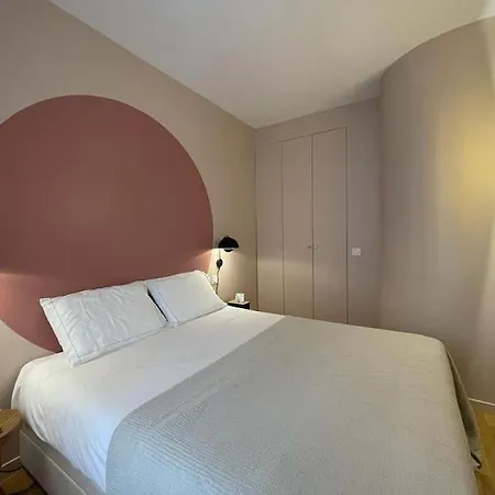 Marais - Quiet One-bedroom Decorated With Taste *